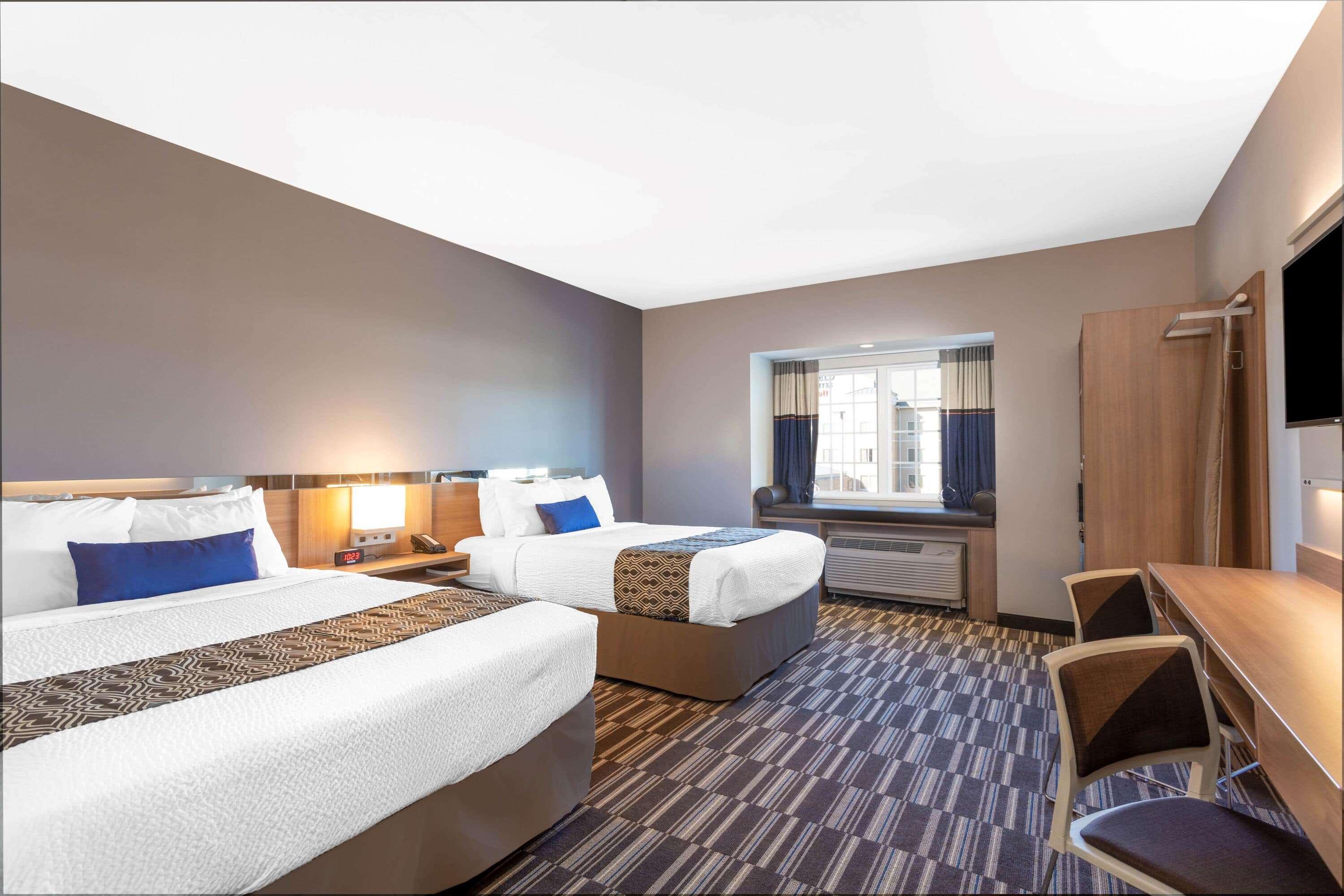 Microtel Inn Suites By Wyndham Саут-Хилл Экстерьер фото