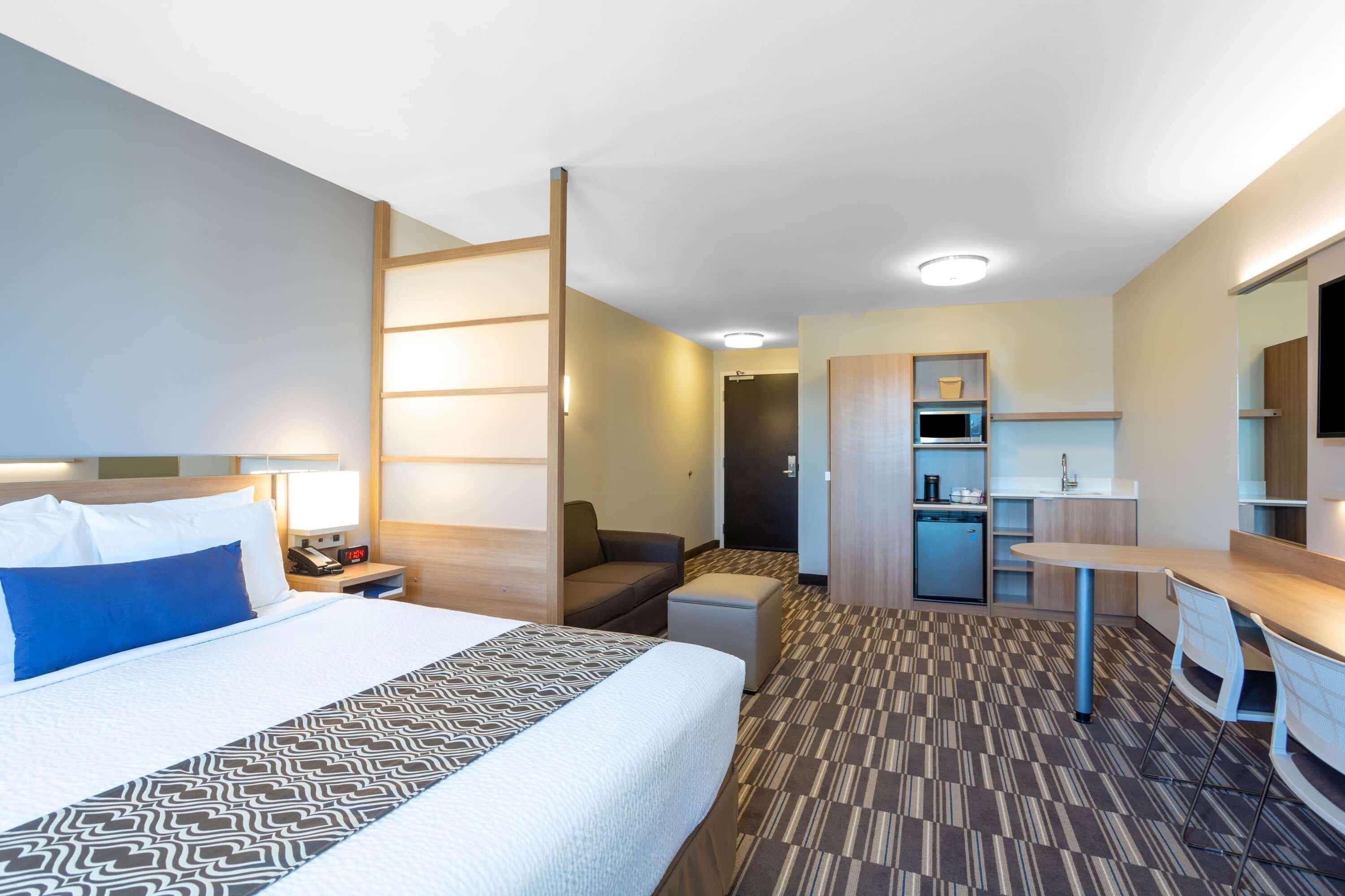 Microtel Inn Suites By Wyndham Саут-Хилл Экстерьер фото